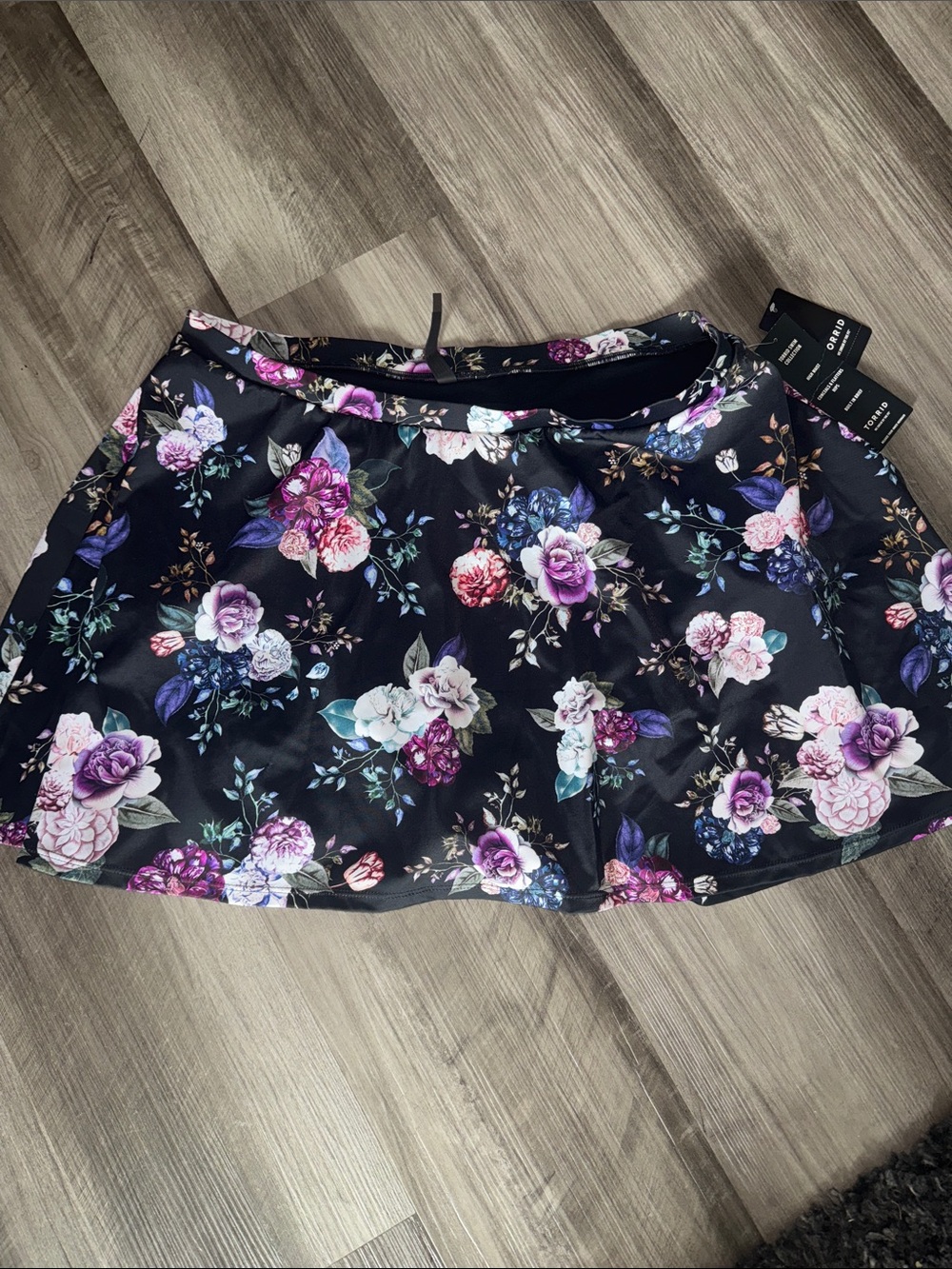 NEW TORRID 1 swim skirt womens bottoms black purple flowers skater $62 14-16 1X
